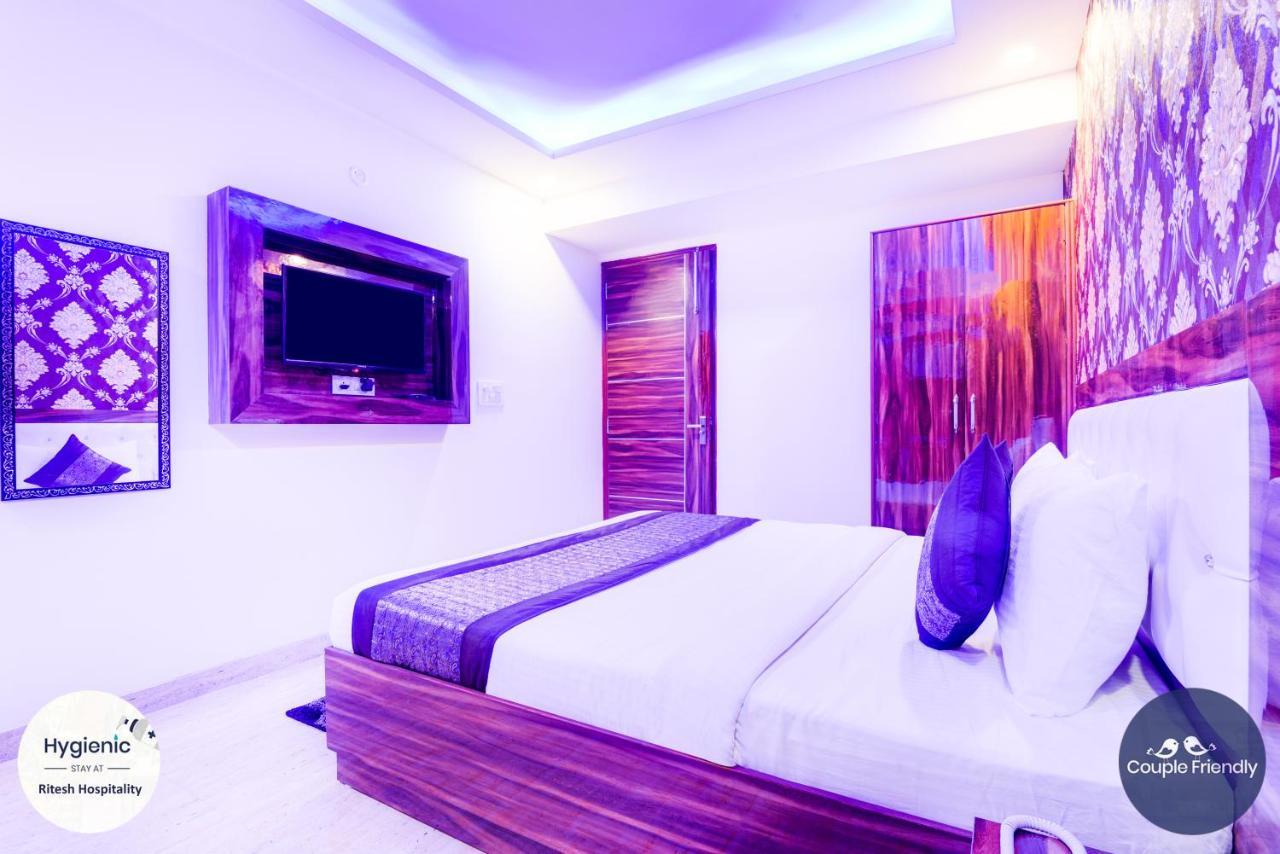 ניו דלהי Hotel Fabulous - Delhi International Airport מראה חיצוני תמונה